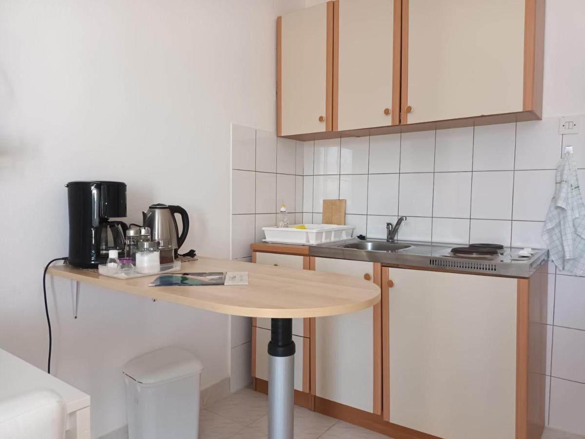 Apartments Verica Паг Екстер'єр фото